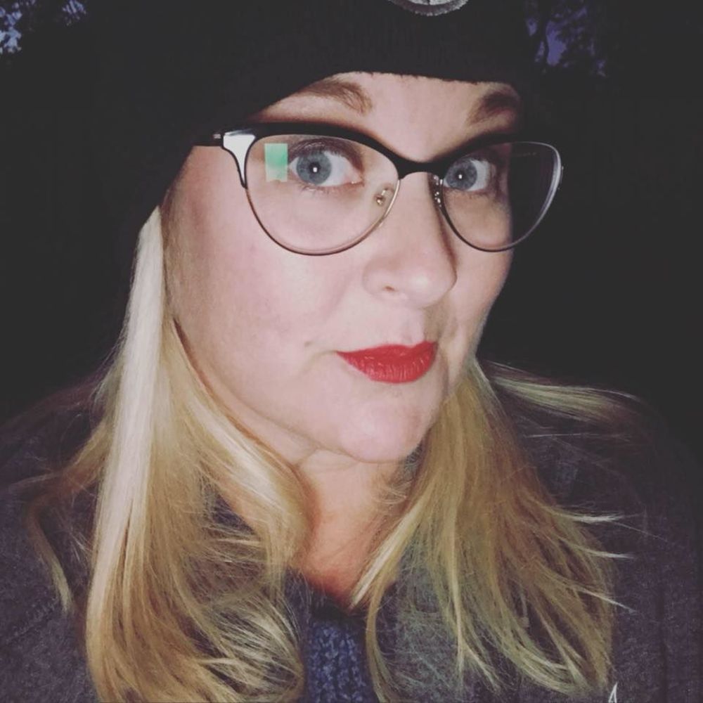 Meet your Posher, Chrissy